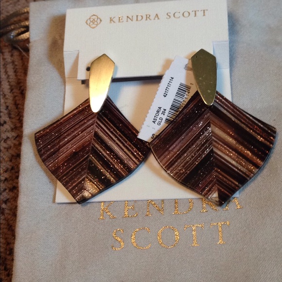 Kendra Scott Jewelry - Kendra Scott Astoria earrings